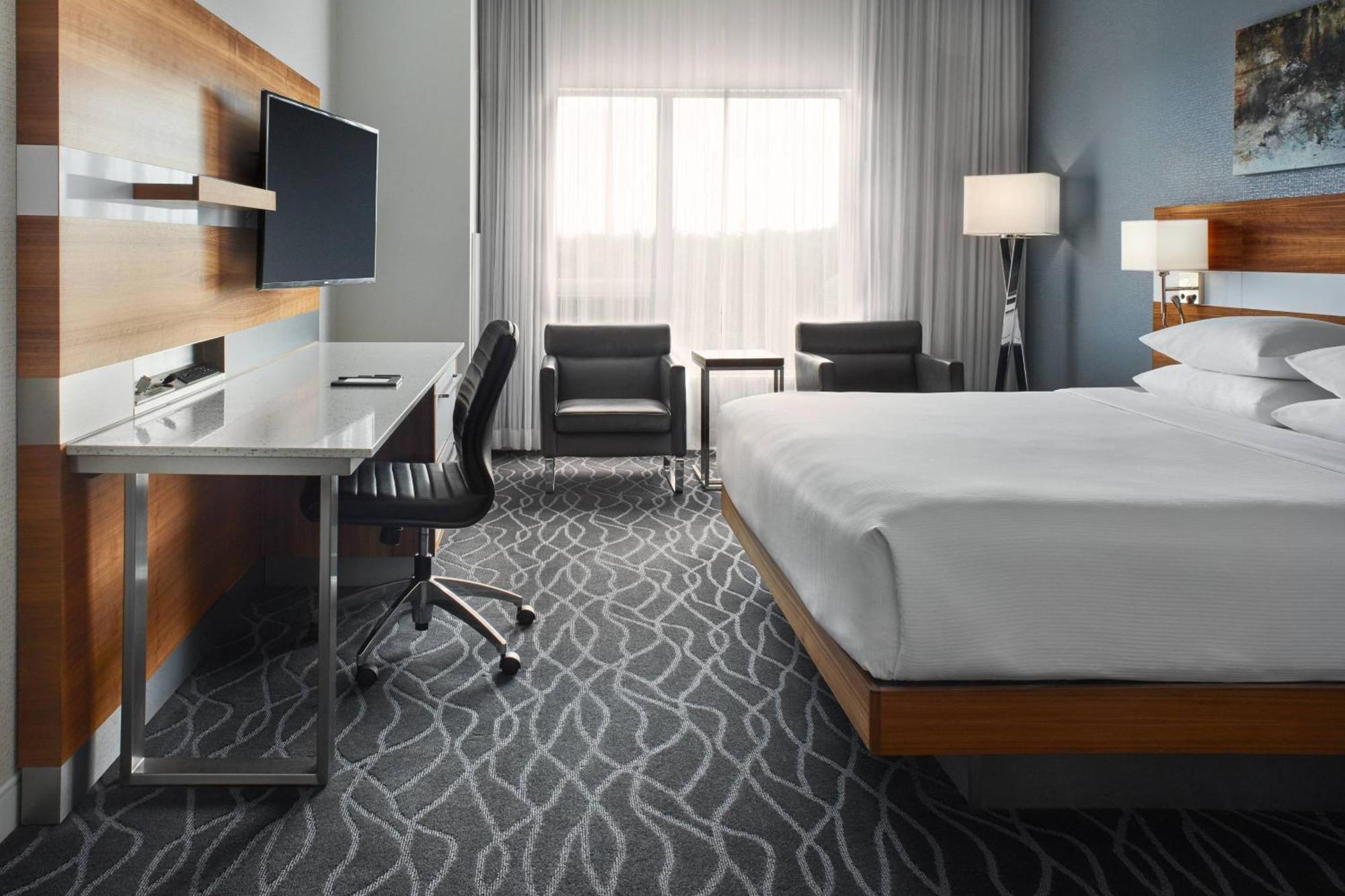 Delta Hotels By Marriott Уотърлу Екстериор снимка